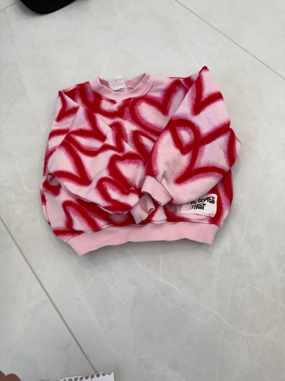 Zara Pink Sweatshirt with Red Spray-Heart Print